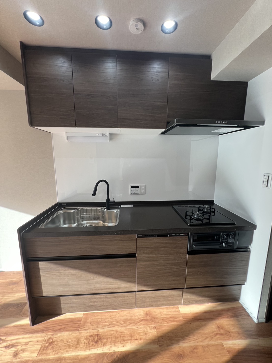 秀和第二神宮レジデンス